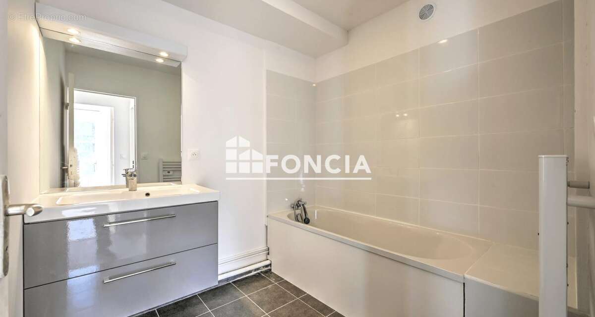 Appartement à SAINT-CYR-L&#039;ECOLE