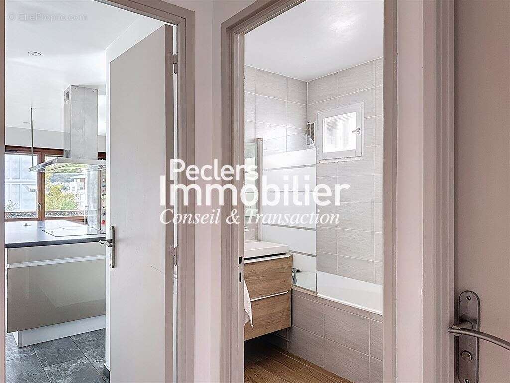 Appartement à RUEIL-MALMAISON