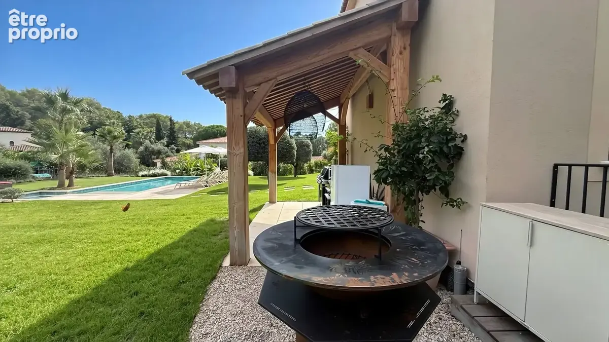 Maison 6 pièces 173 m² à vendre à Roquefort-Les-Pins (06330) - photo 9