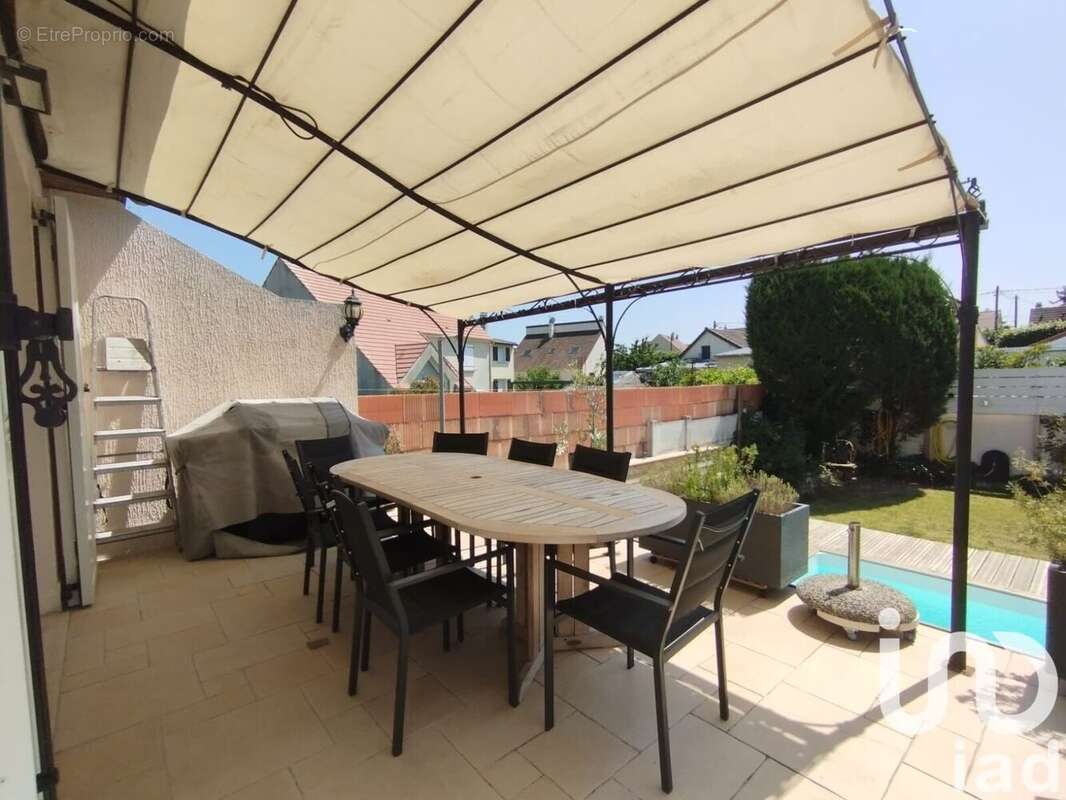 Photo 3 - Maison à CHAMPS-SUR-MARNE