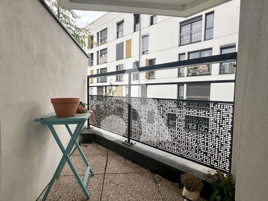 Appartement à AUBERVILLIERS