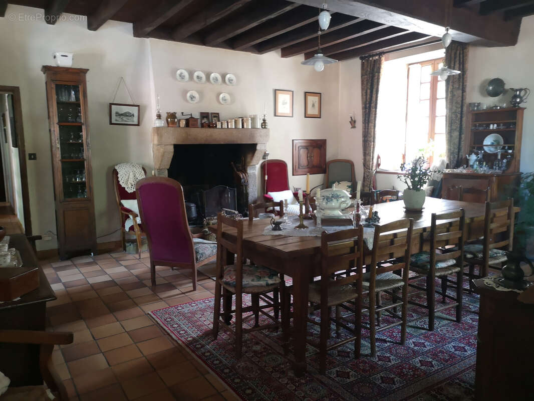 Maison à MENOMBLET