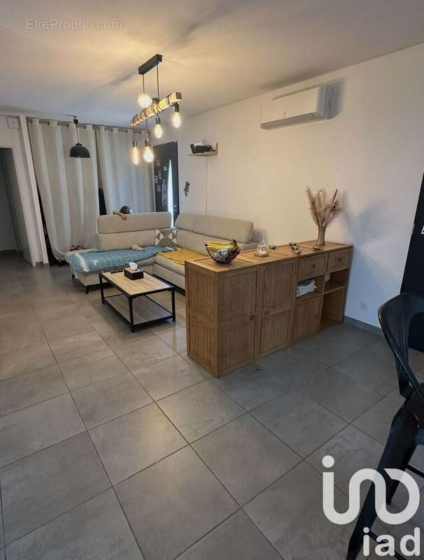 Photo 3 - Maison à SAINT-QUENTIN-LA-POTERIE