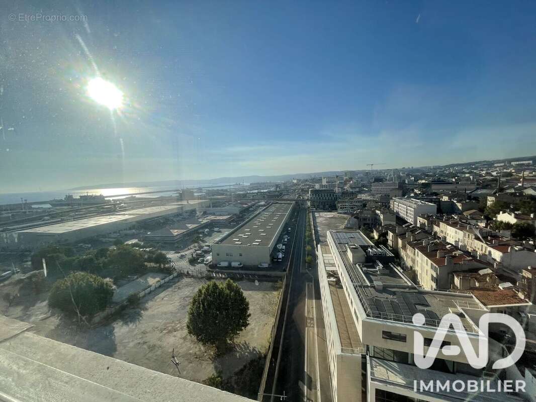 Appartement 80 m² à Marseille-2e  - photo 7