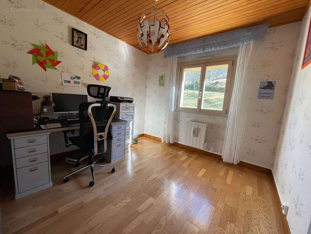 Maison à VILLARDS-D'HERIA