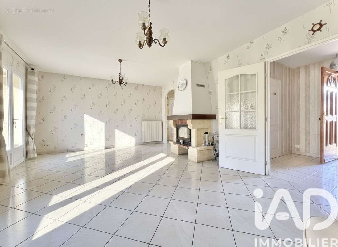 Photo 3 - Maison à MEYREUIL