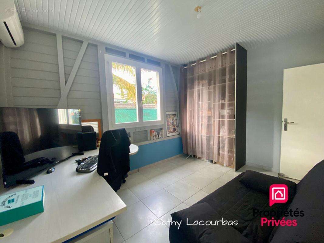 Appartement à PETIT-BOURG