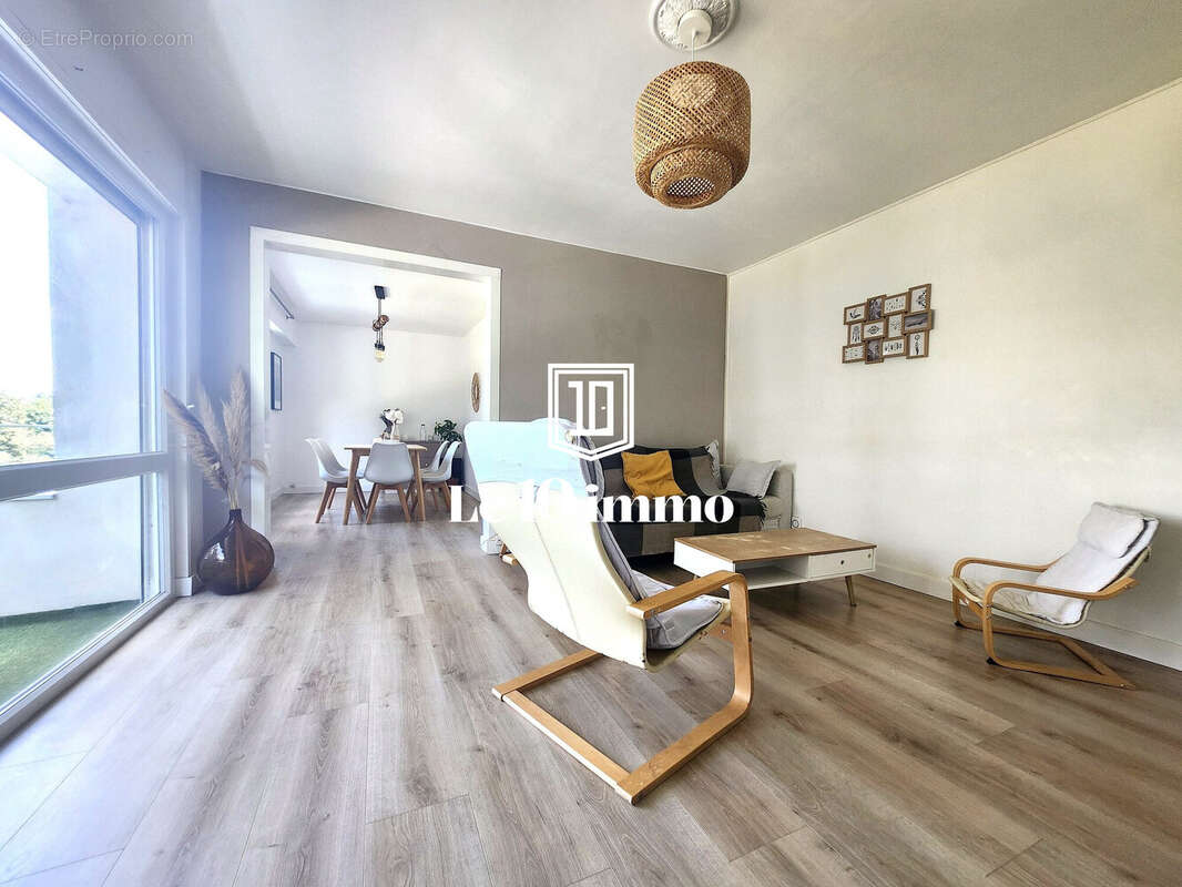 Salon - Appartement à NANTES