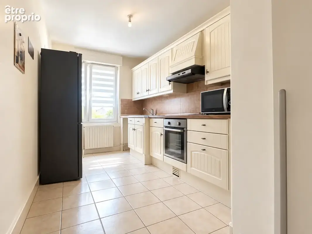  Appartement lumineux avec balcon, garage, caves et grenier   Centre de Dunkerque - photo 5
