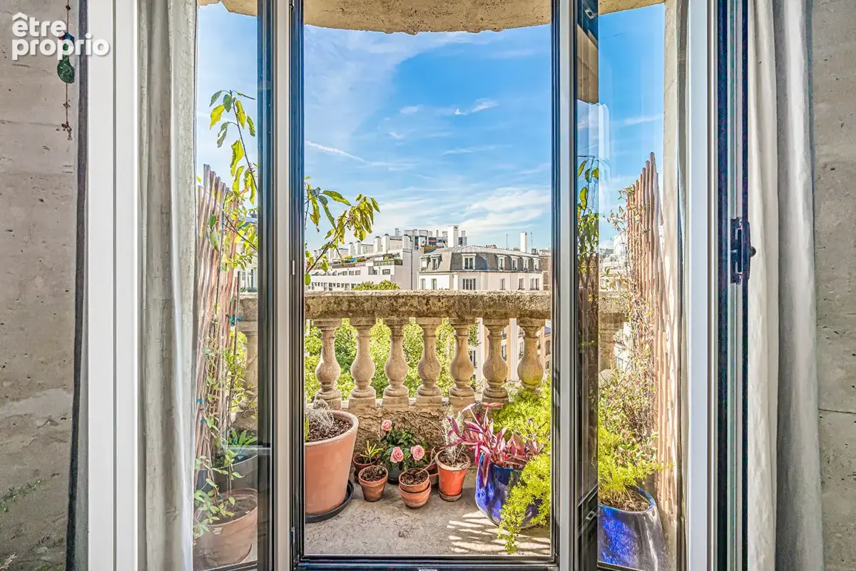 Paris 20 Gambetta 2 pièces 53 m2 ponderes Cave Gardien Ascenseur Balcons - photo 2
