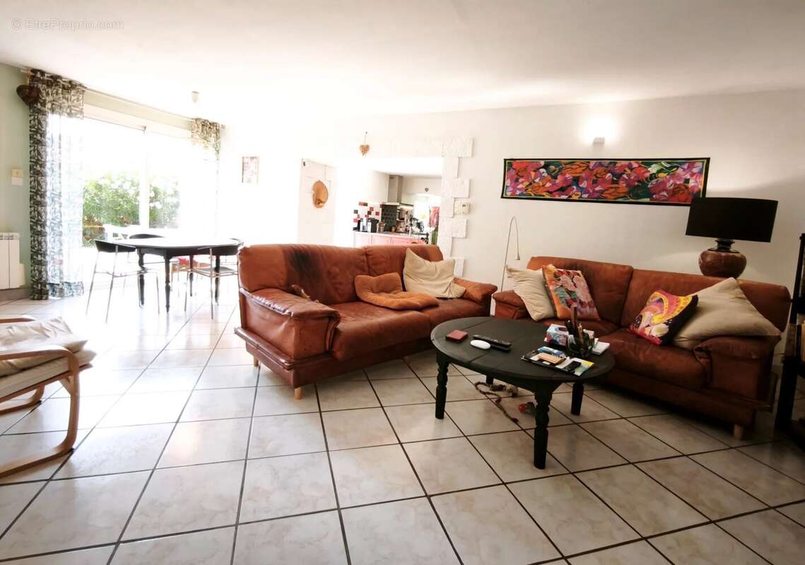 Maison 3 chambres avec piscine - cloue - photo 5