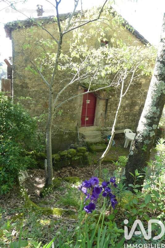Photo 3 - Maison à CHASSIERS