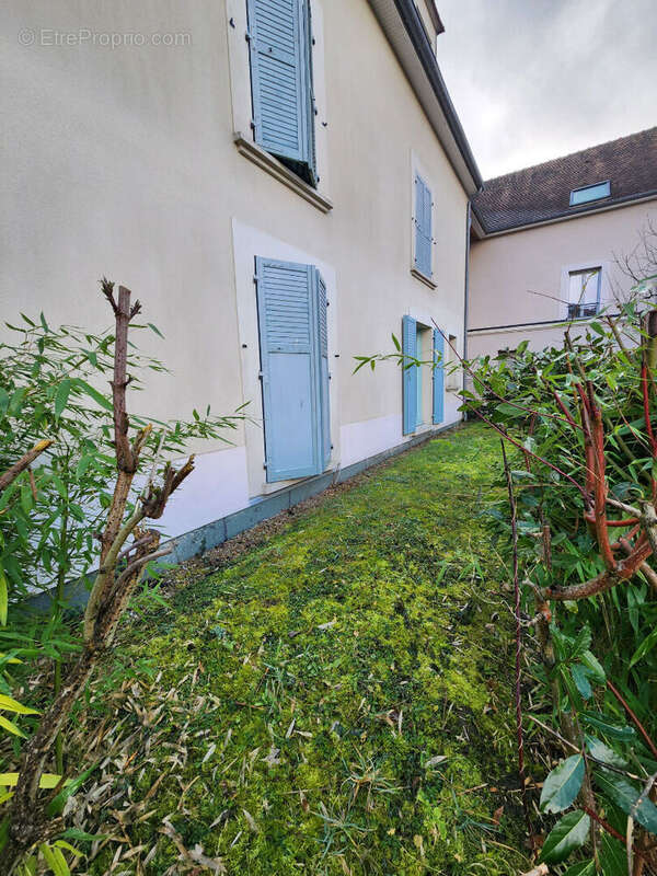 Appartement à MAFFLIERS