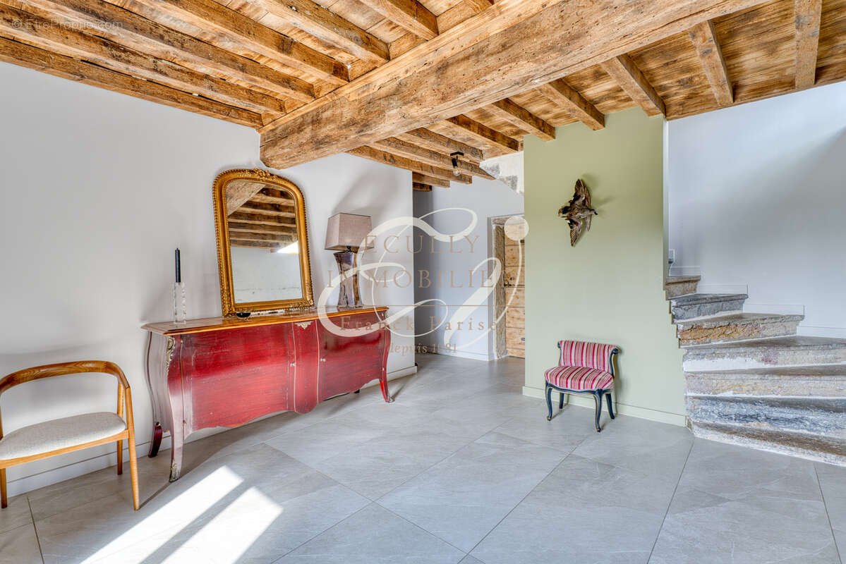 Maison à DARDILLY
