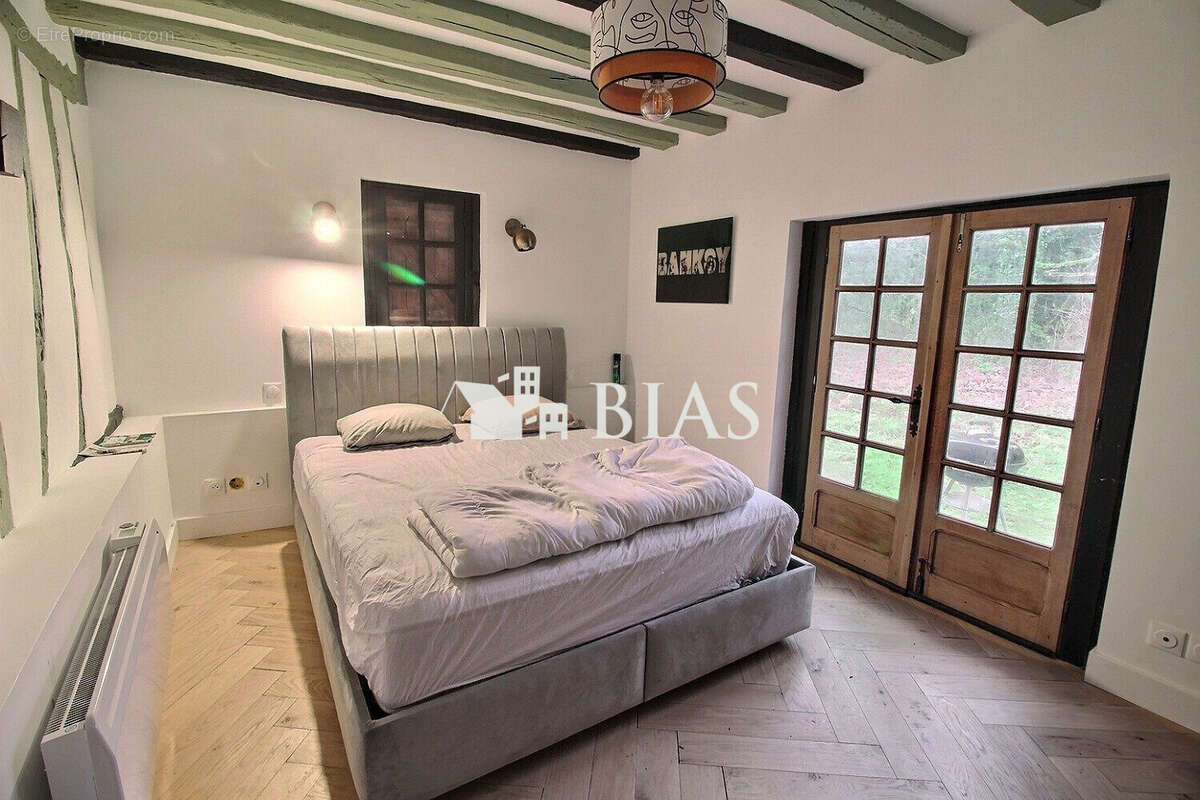 Maison à BOURG-ACHARD