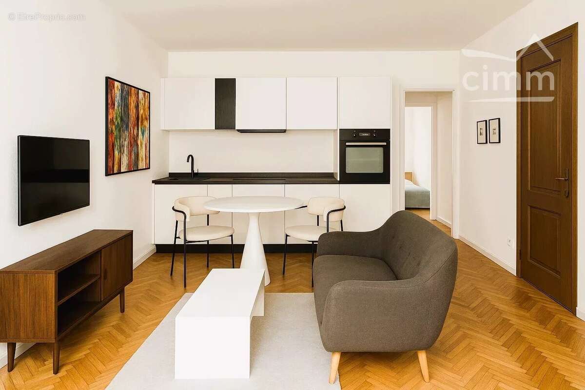 Appartement à LA TOUR-DU-PIN