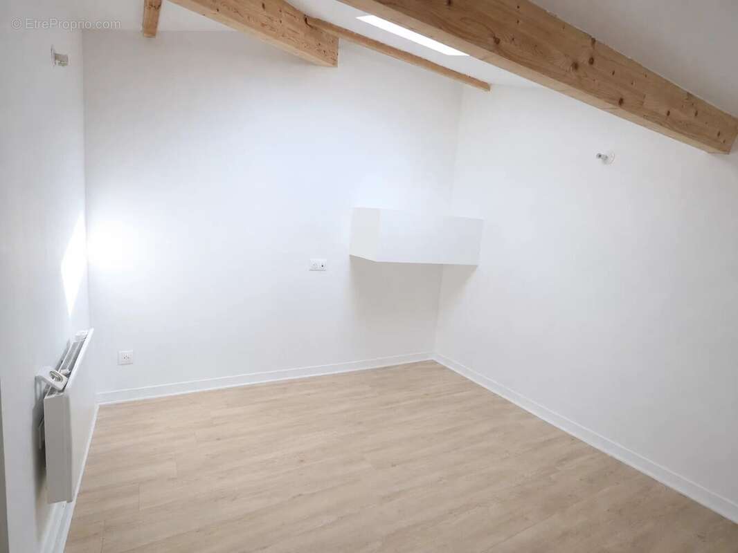 T2 bis duplex de 56 m2 Bordeaux Chaban Delmas - photo 4