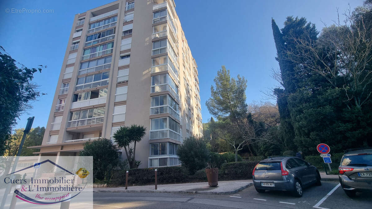 Appartement à LA VALETTE-DU-VAR