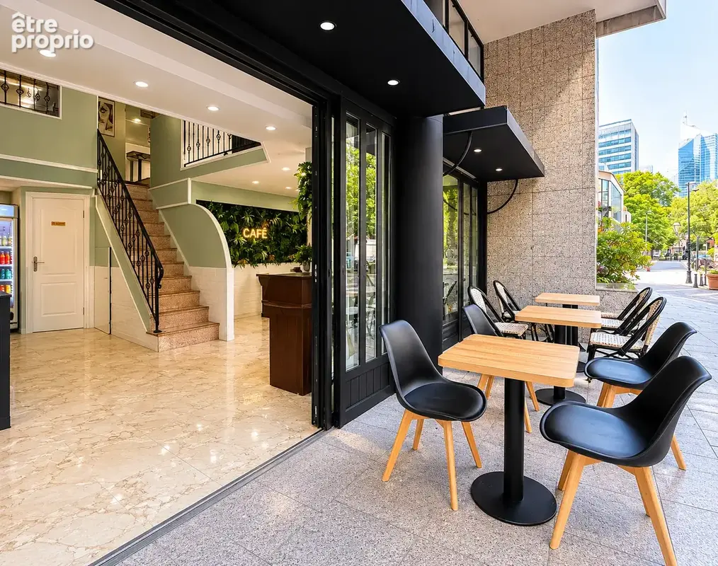 Photo Autres à Courbevoie au prix de 390 000€