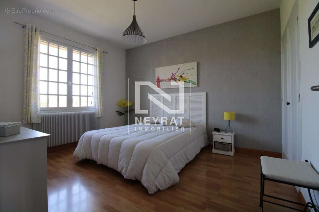 Maison 3/4 chambres sur 6 472 m² – terrain constructible détachable 1500 m²– piscine – dépendances - photo 12