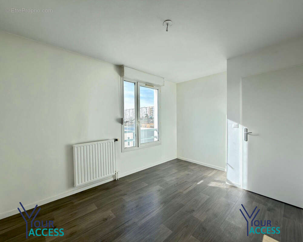 Appartement à BRON
