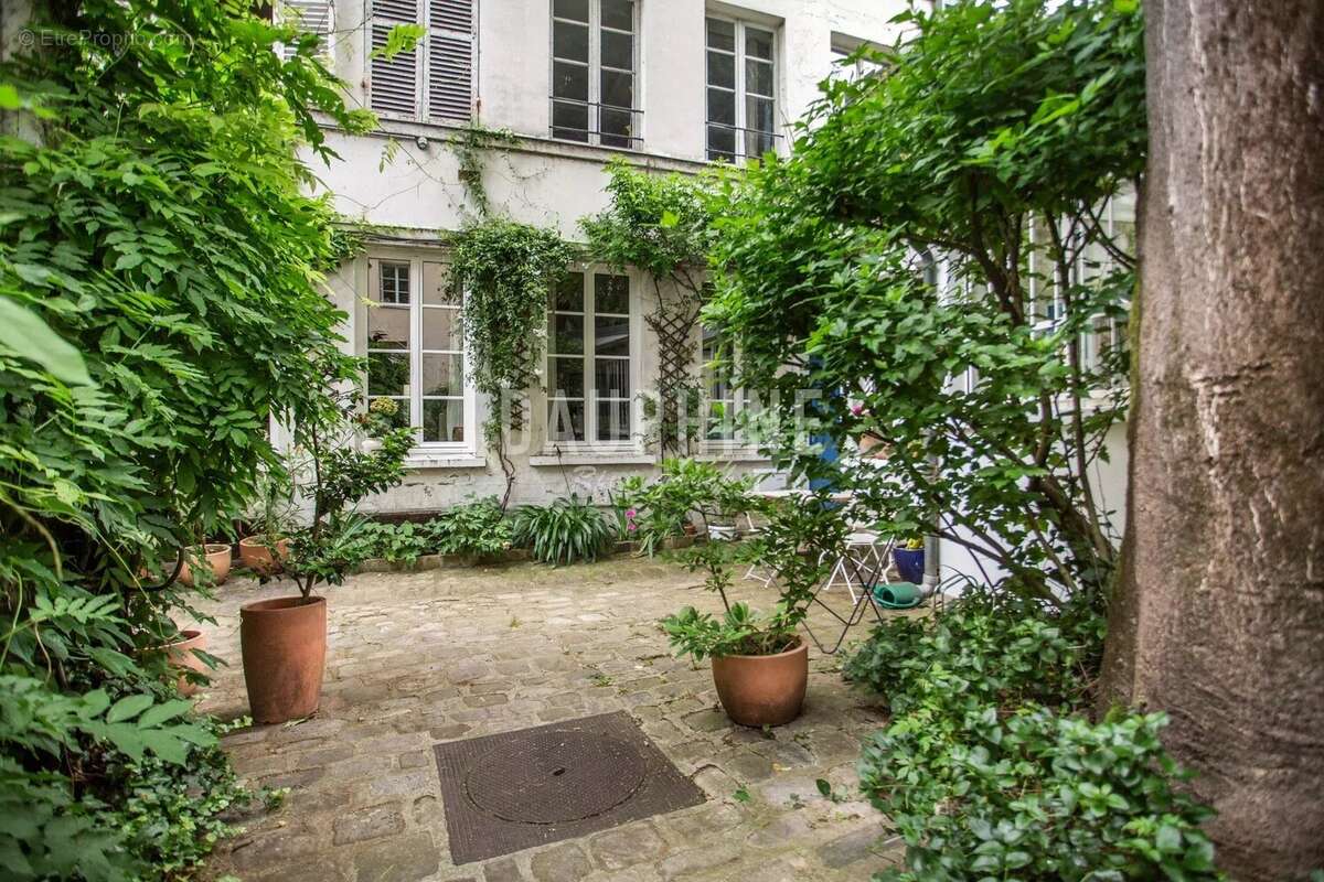 Appartement à PARIS-5E