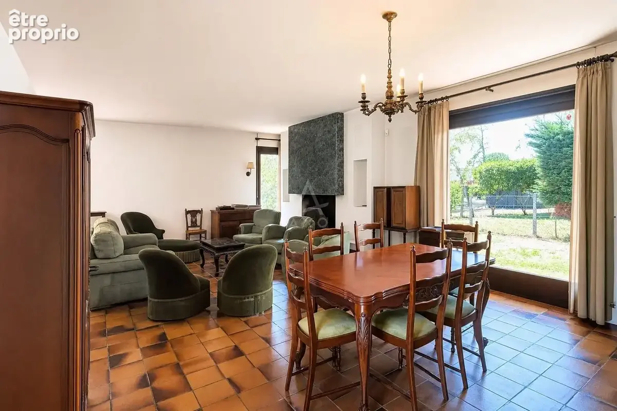Maison d'architecte de 167 m² sur 2 601 m² de terrain - photo 5