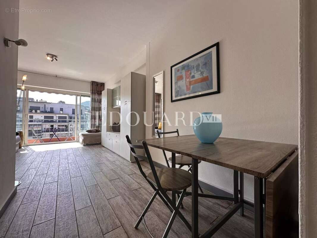 Appartement à MENTON