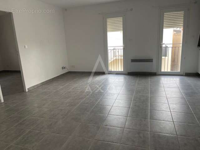 Maison de village appartement f3 renove 57 m² + 58 m² en rdc a amenager - photo 4