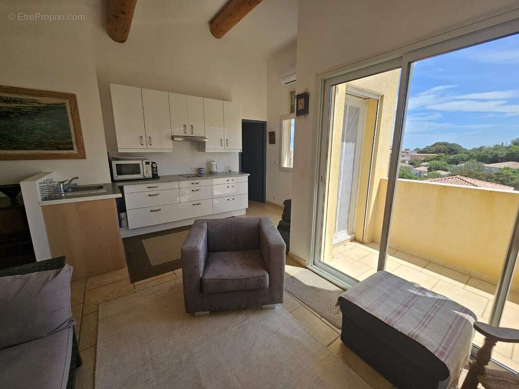 Maison à PERET