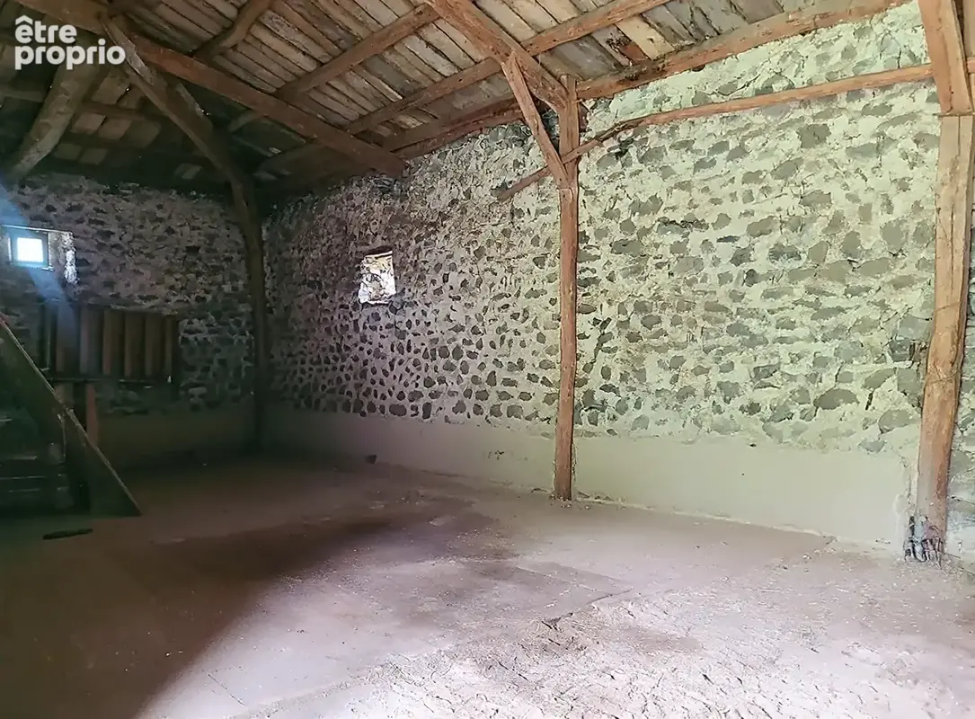 Corps de ferme a renover a sanssac l'église - photo 4