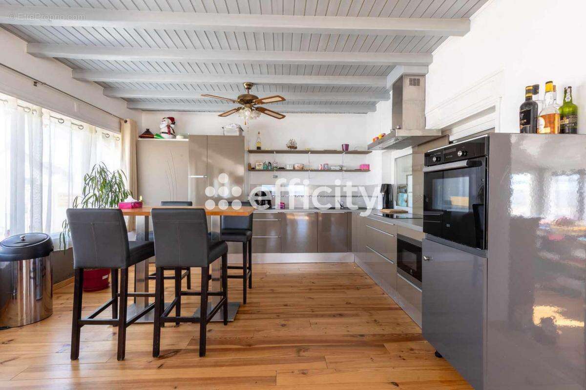 Appartement 440 m² à La Barre-De-Monts  - photo 7