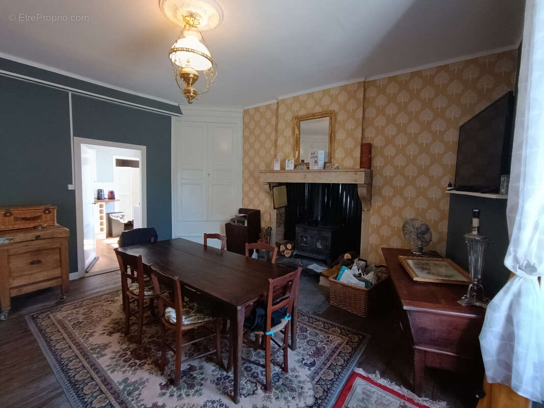 Maison à ALLOUE