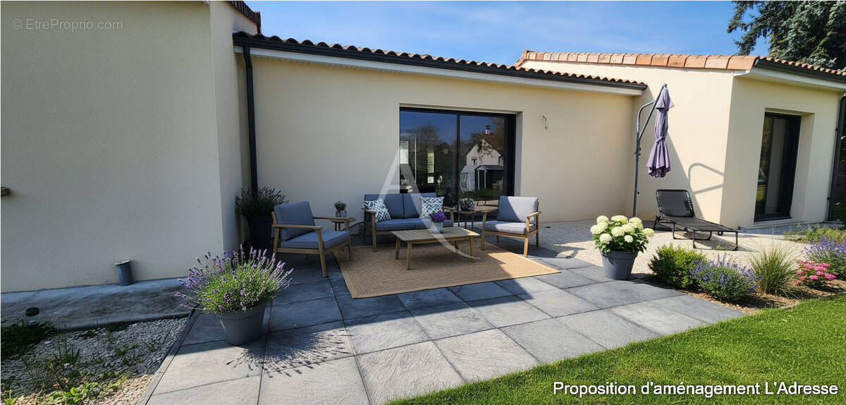 Maison à FONTAINE-LE-COMTE