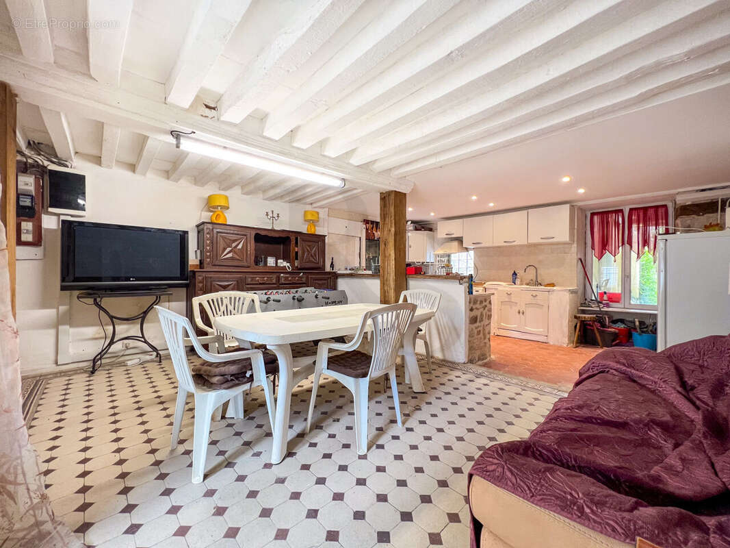 Maison à LOUGE-SUR-MAIRE