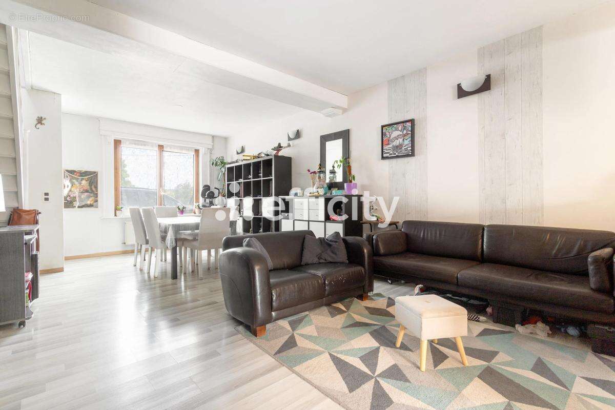 Maison 119 m² à Marquette-Lez-Lille  - photo 2
