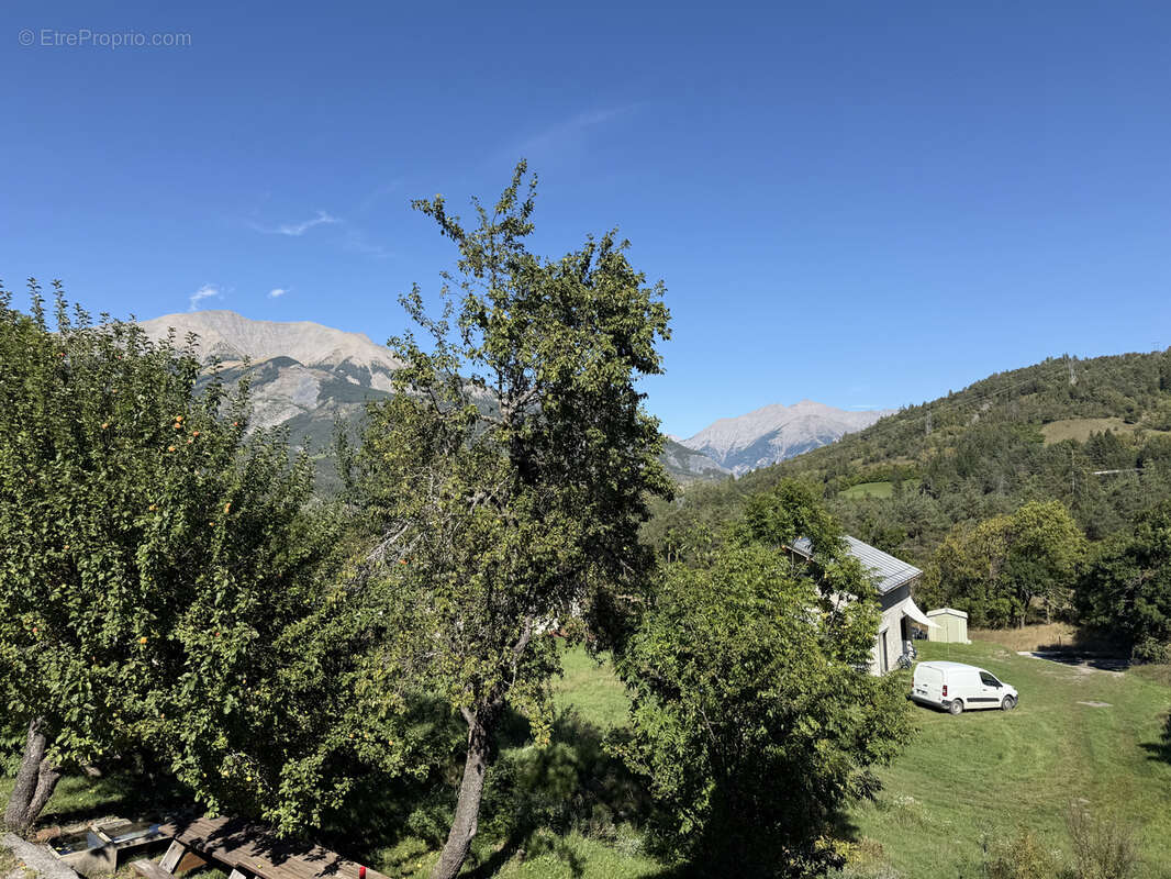 Maison à UVERNET-FOURS