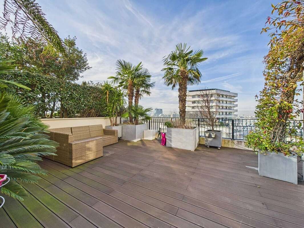 Appartement à PARIS-17E