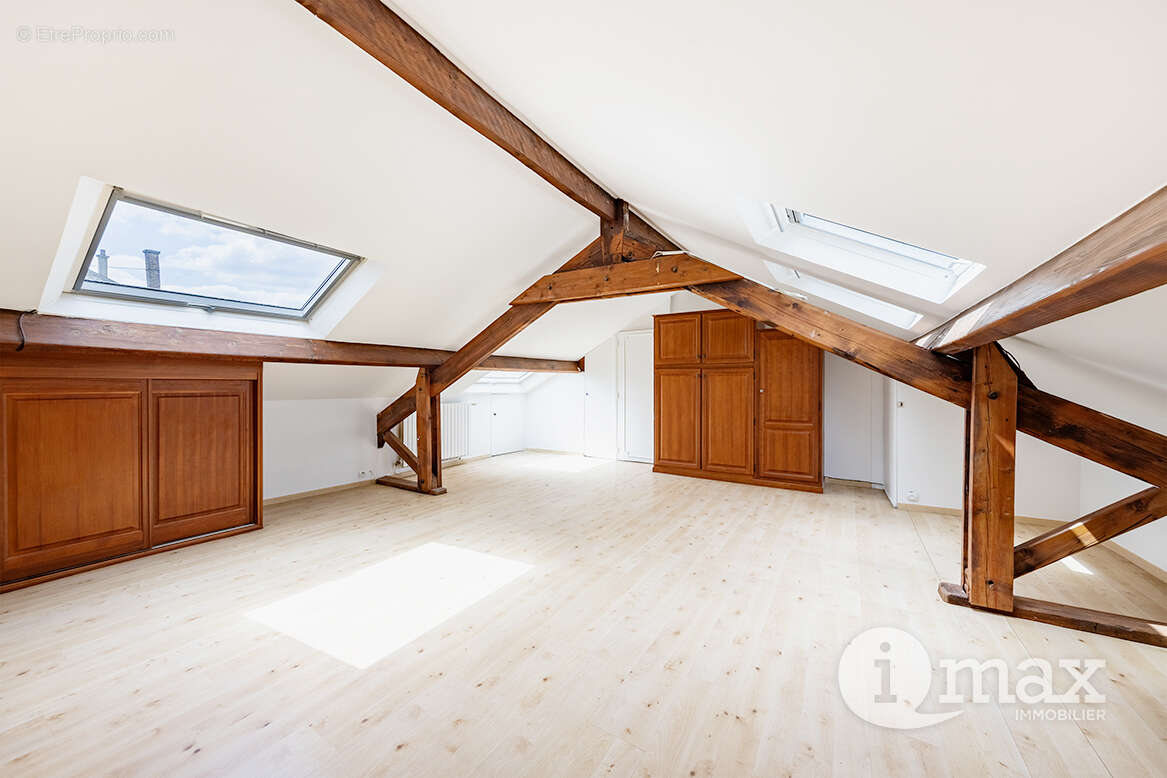 Maison à ASNIERES-SUR-SEINE