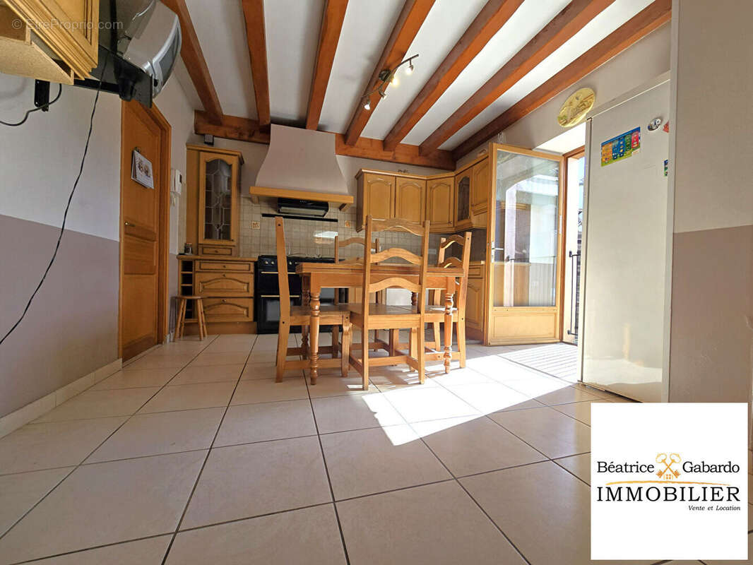 Maison à LAMURE-SUR-AZERGUES