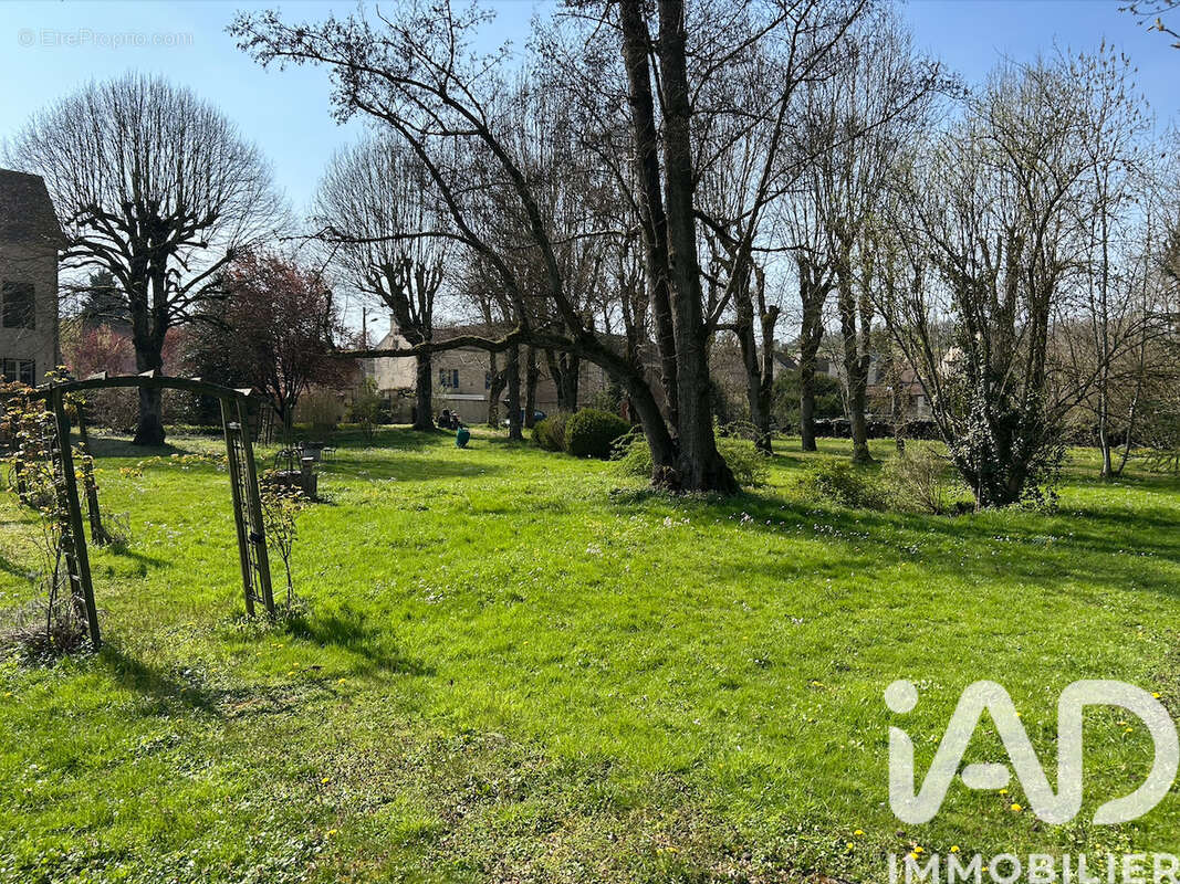 Photo 2 - Maison à NOYERS