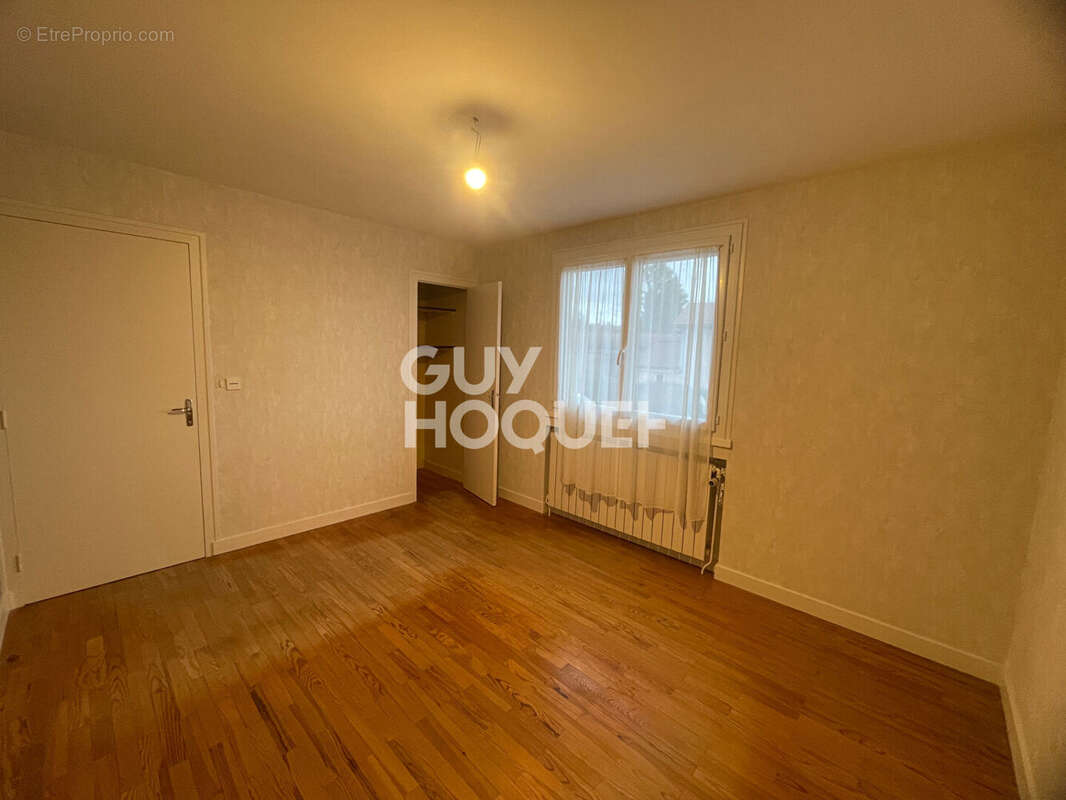 Maison à POUILLY-LES-FEURS