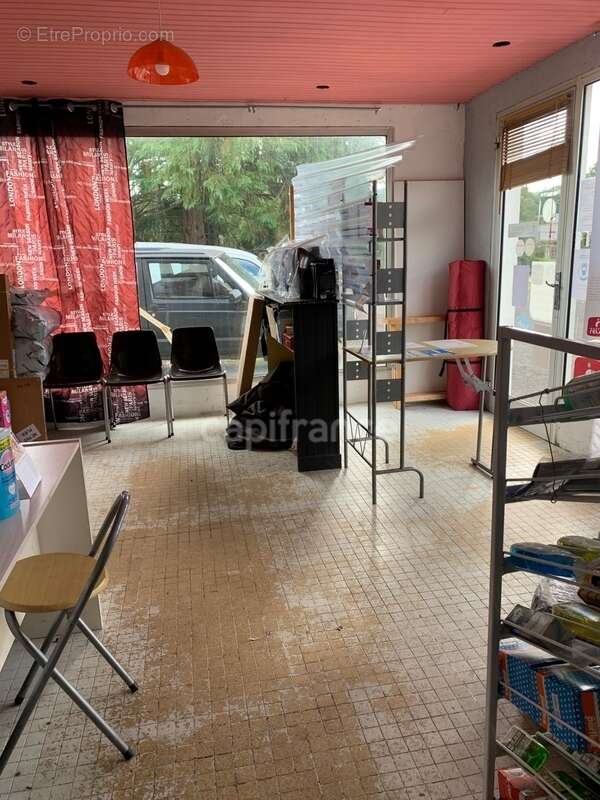 Appartement à NOIRETABLE