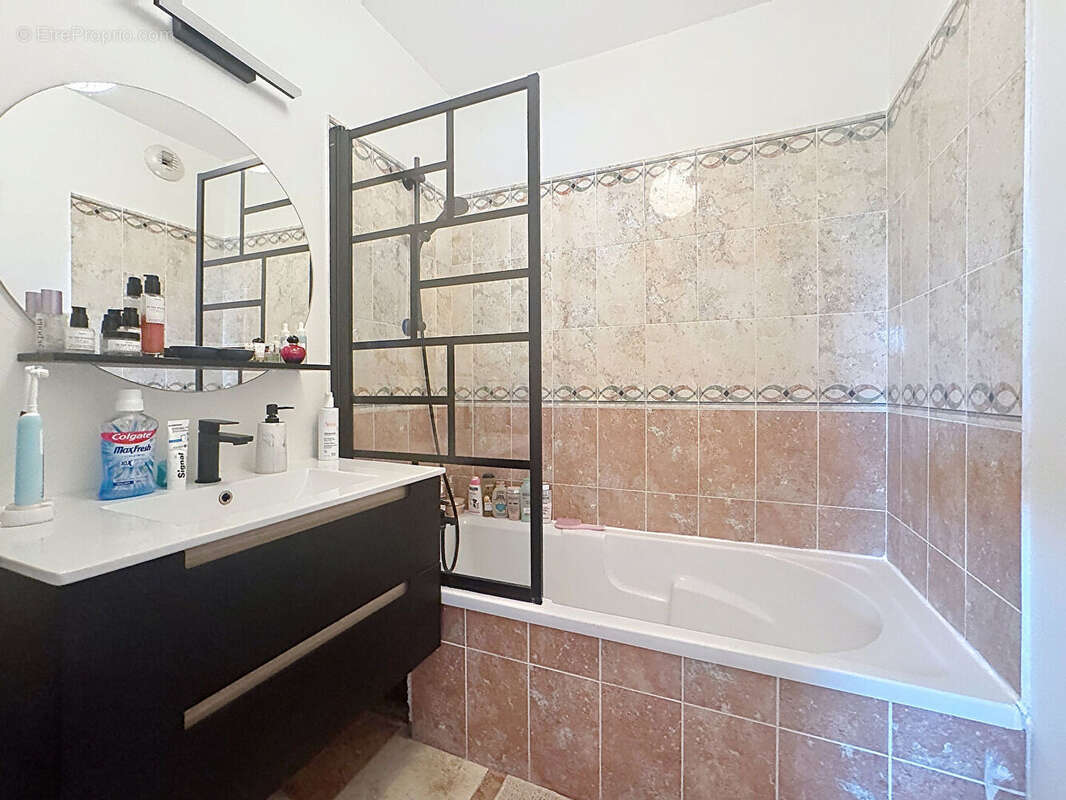 Appartement à BOURGOIN-JALLIEU