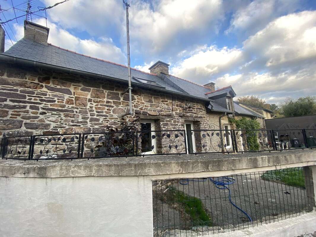 Maison à GUIGNEN