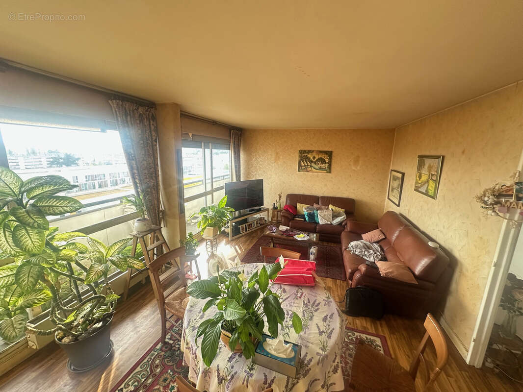 Appartement à SARCELLES