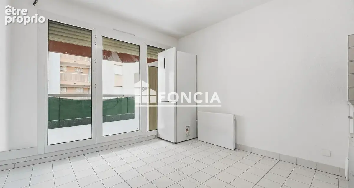 Studio loué avec balcon au cœur de Nice Californie : un investissement prêt à l'emploi - photo 7