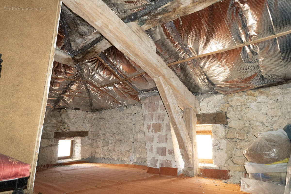 Maison à BRASSAC