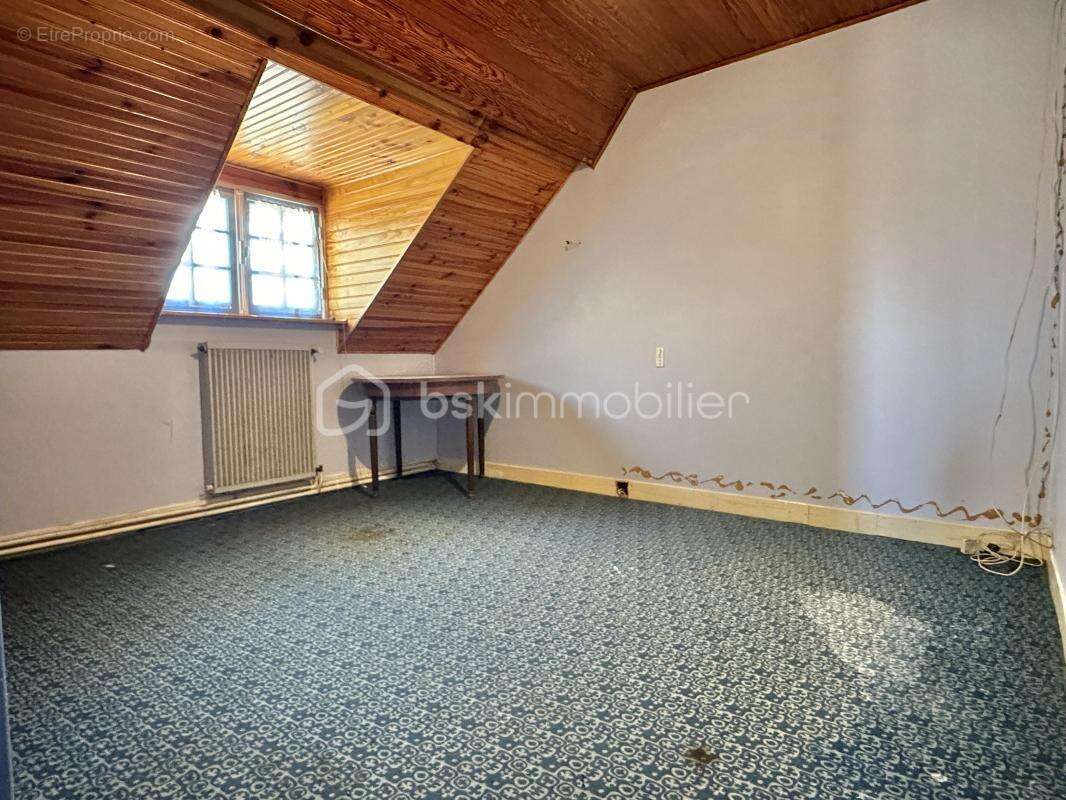 Maison à BUSSY-LE-REPOS