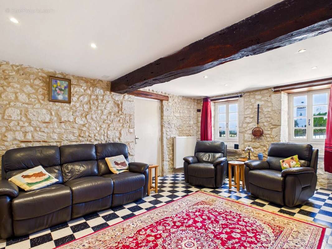 Maison à DURAS